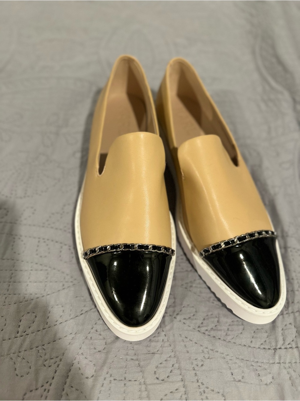 NWOT Karl Lagerfeld Paris Beige and Black Slip-On Women's Loafers Sz 10